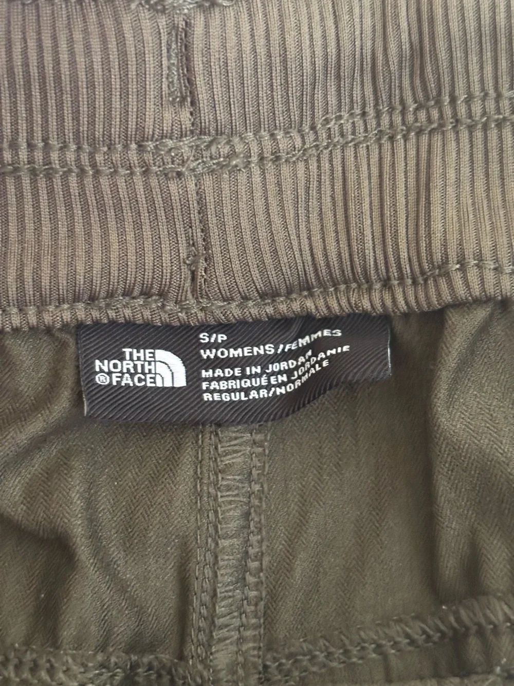 The North Face shorts women’s size small